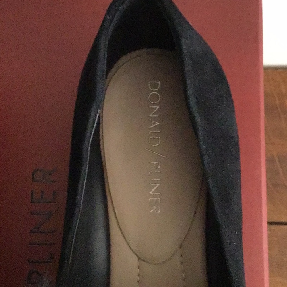 Donald Pliner Lilian-KS Black Kid suede and Fur Loafer - Picture 3 of 7